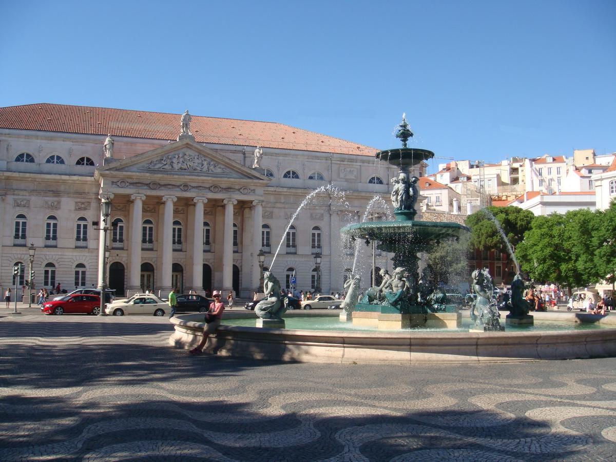 Inn-Chiado Restauradores Prime Suites Lissabon Buitenkant foto